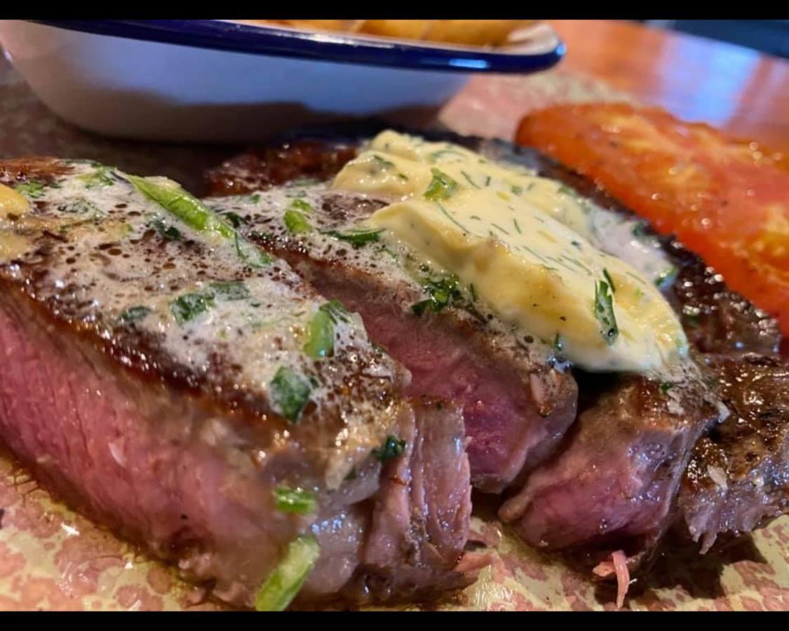 The Rose & Crown Farmhouse Kitchen Nympsfield Buitenkant foto